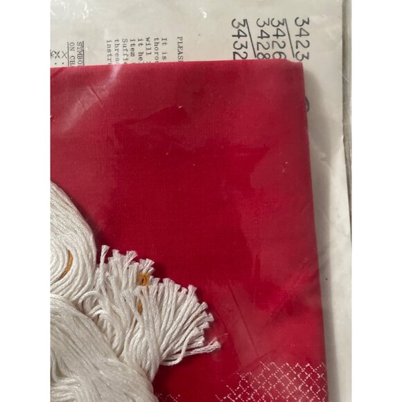 Bucilla Christmas Needlecraft Kit No. 3429 "Poinsettia" Easy-Care Table Panel Se - Picture 7 of 13